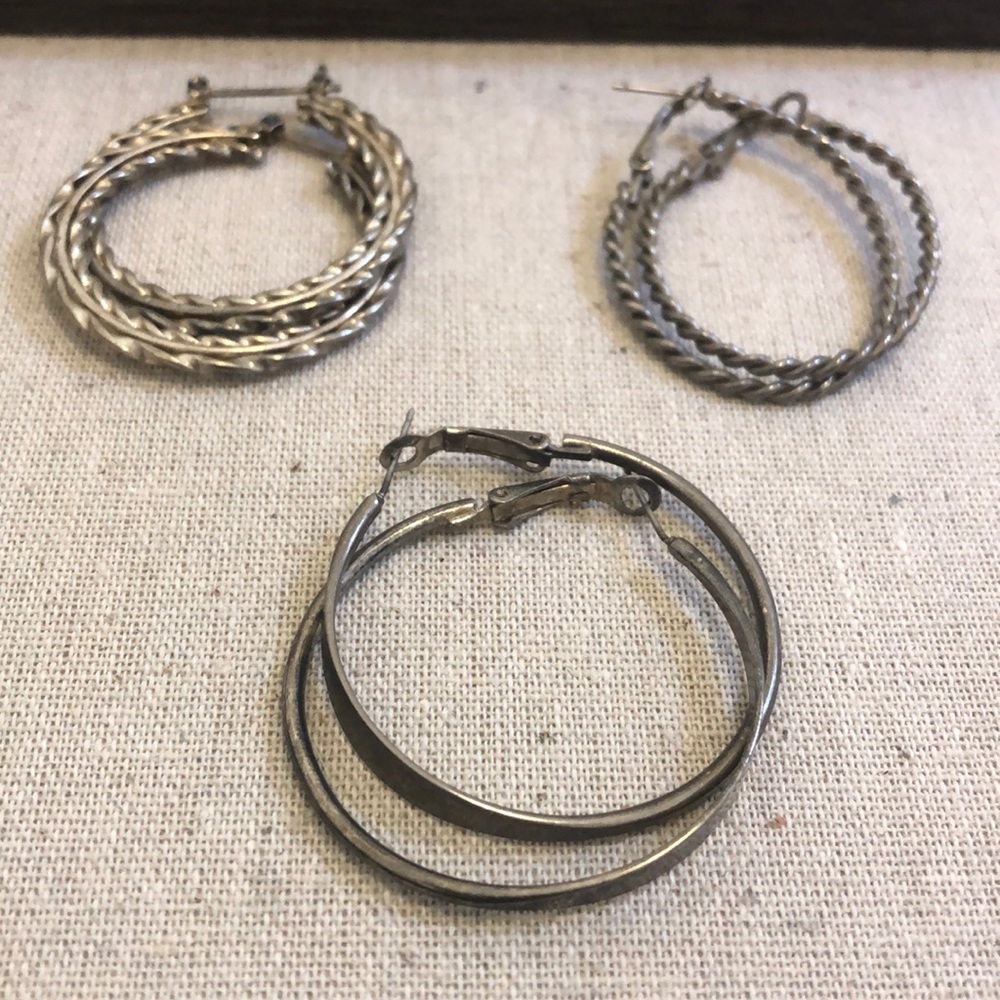 💥3 for $10💥 Vintage costume jewelry - 3 hoops!